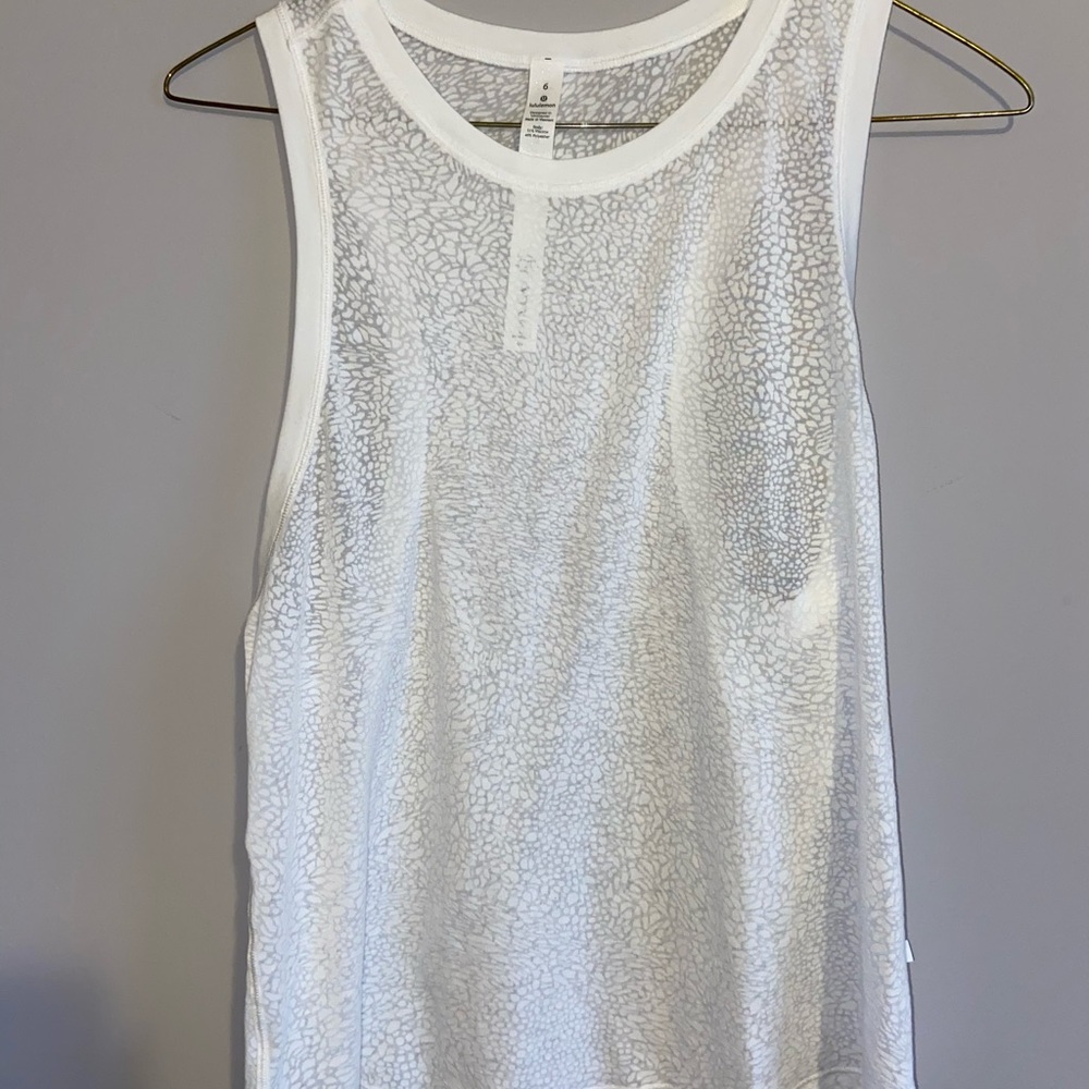Athletic tank top